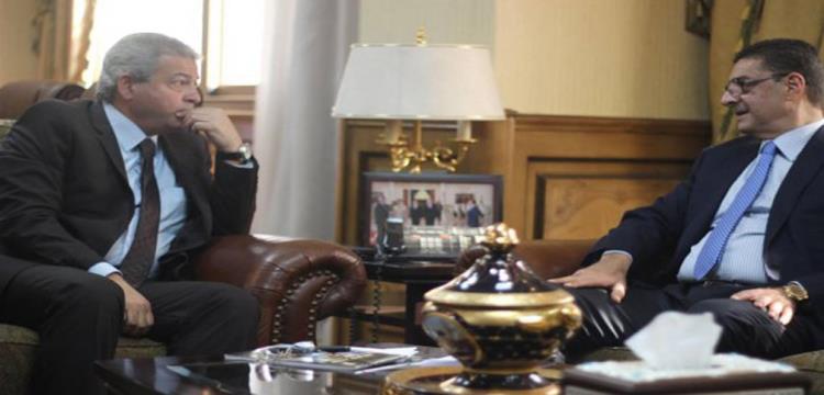 طاهر ووزير الشباب 